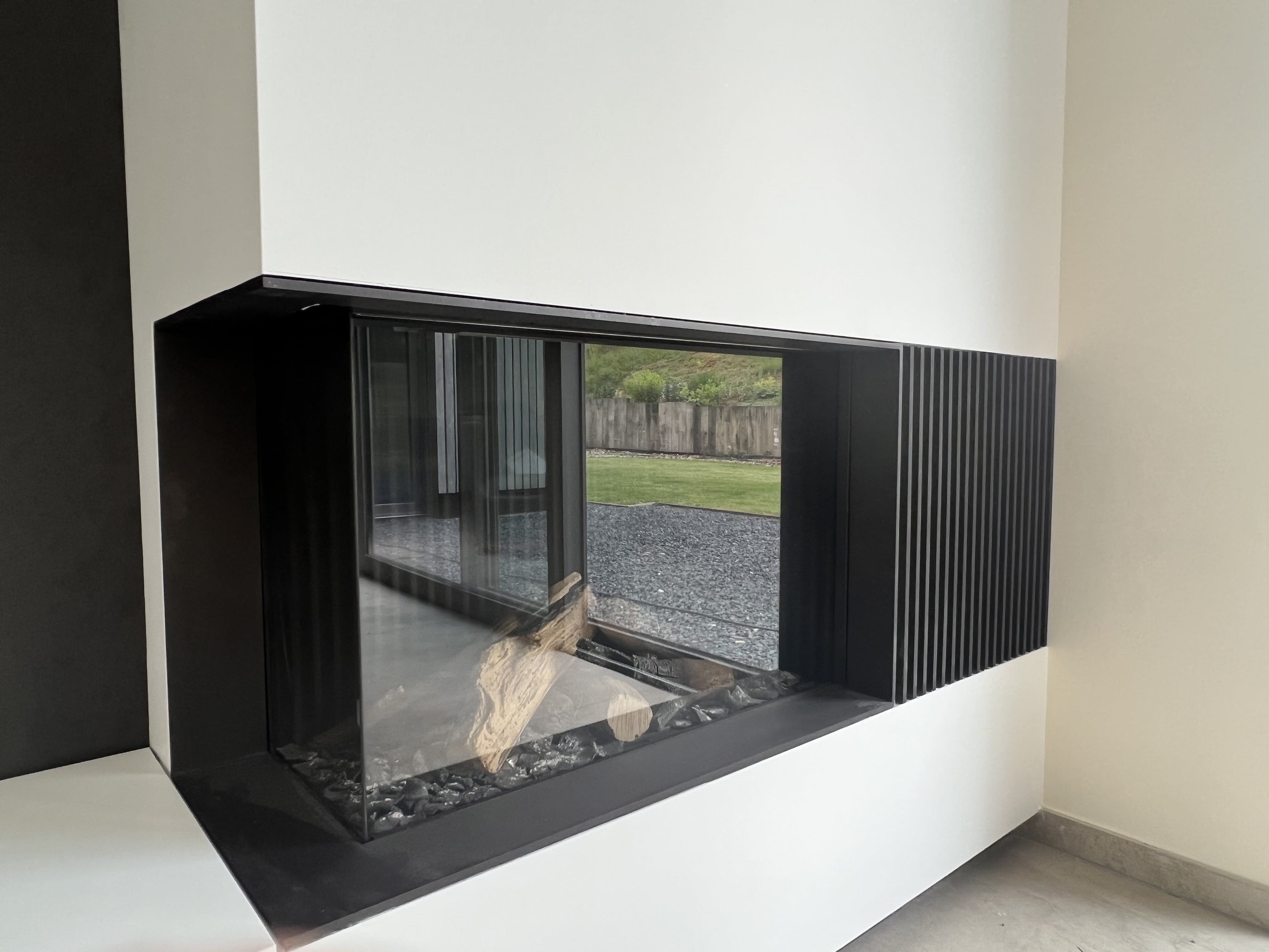 Foyer bois en coin 